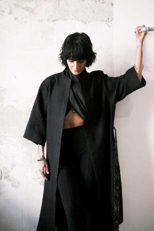 PTR_BLACK-COAT_1